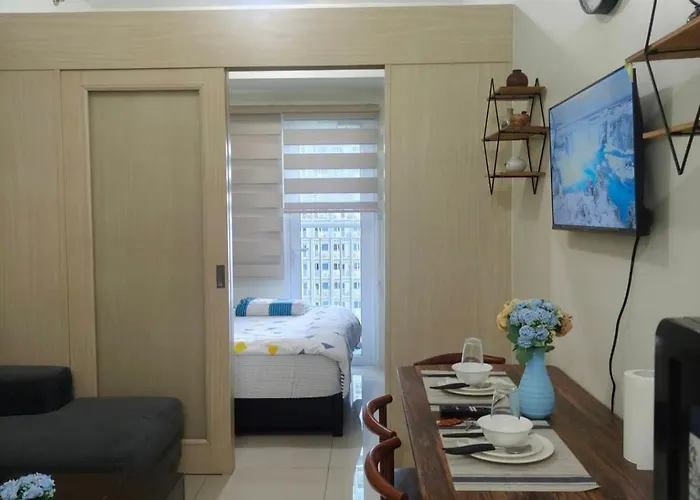 Apartment Unit Open For Staycation